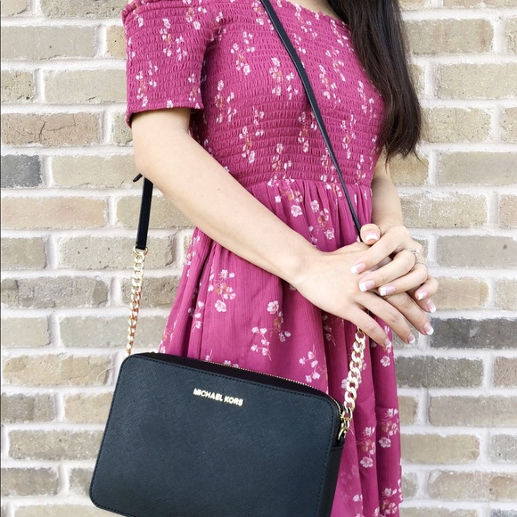 Michael Kors Handbags - Gaby’sBags👜💕-NWT Michael Kors Black Crossbody